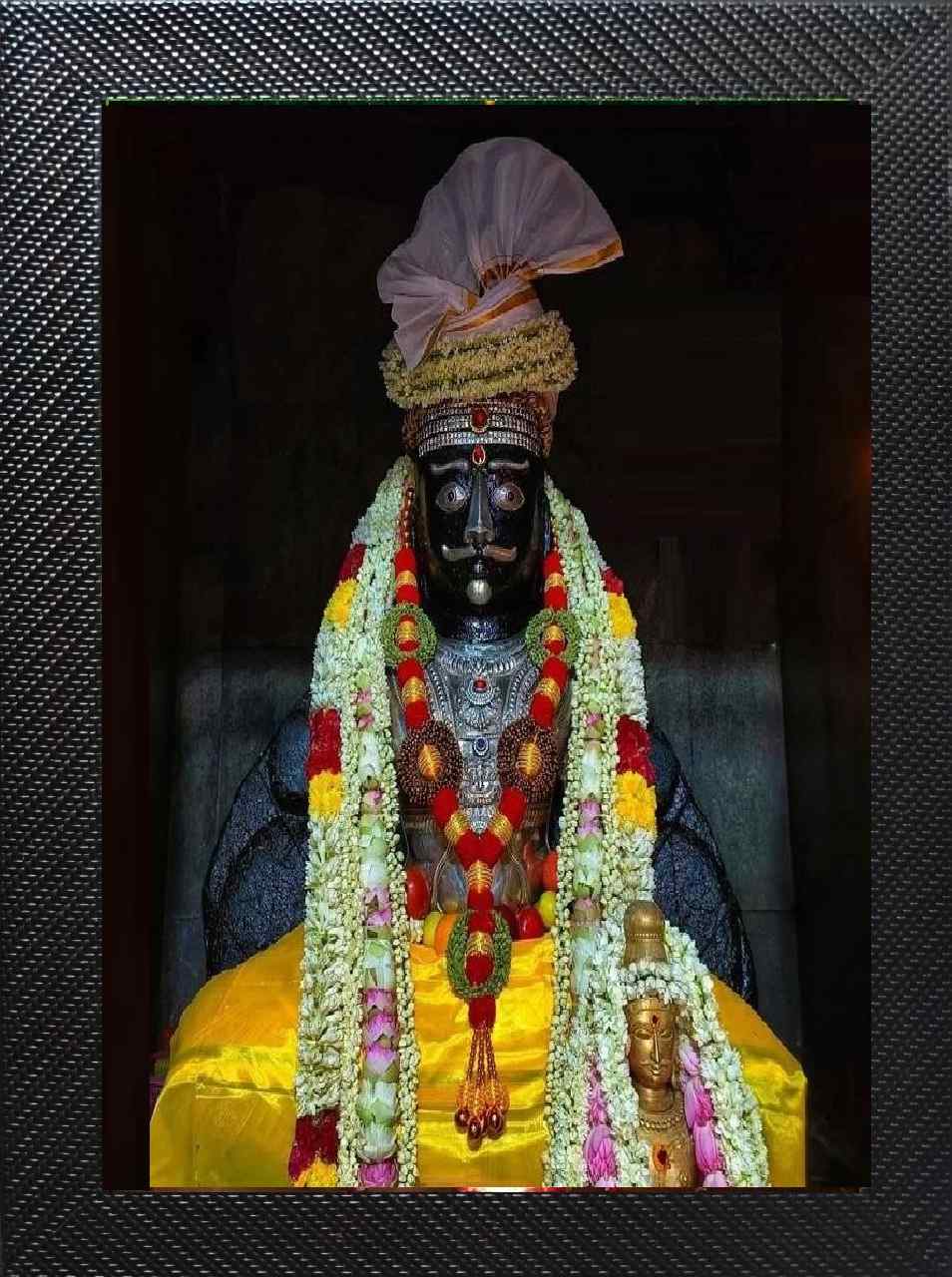 ARULMIGU SRI MADURAI PANDI MUNI MUNEESWARAR AYYAA PANDI MUNEESWARAN KOVIL MADURAI WALL HANGING PHOTO FRAME
